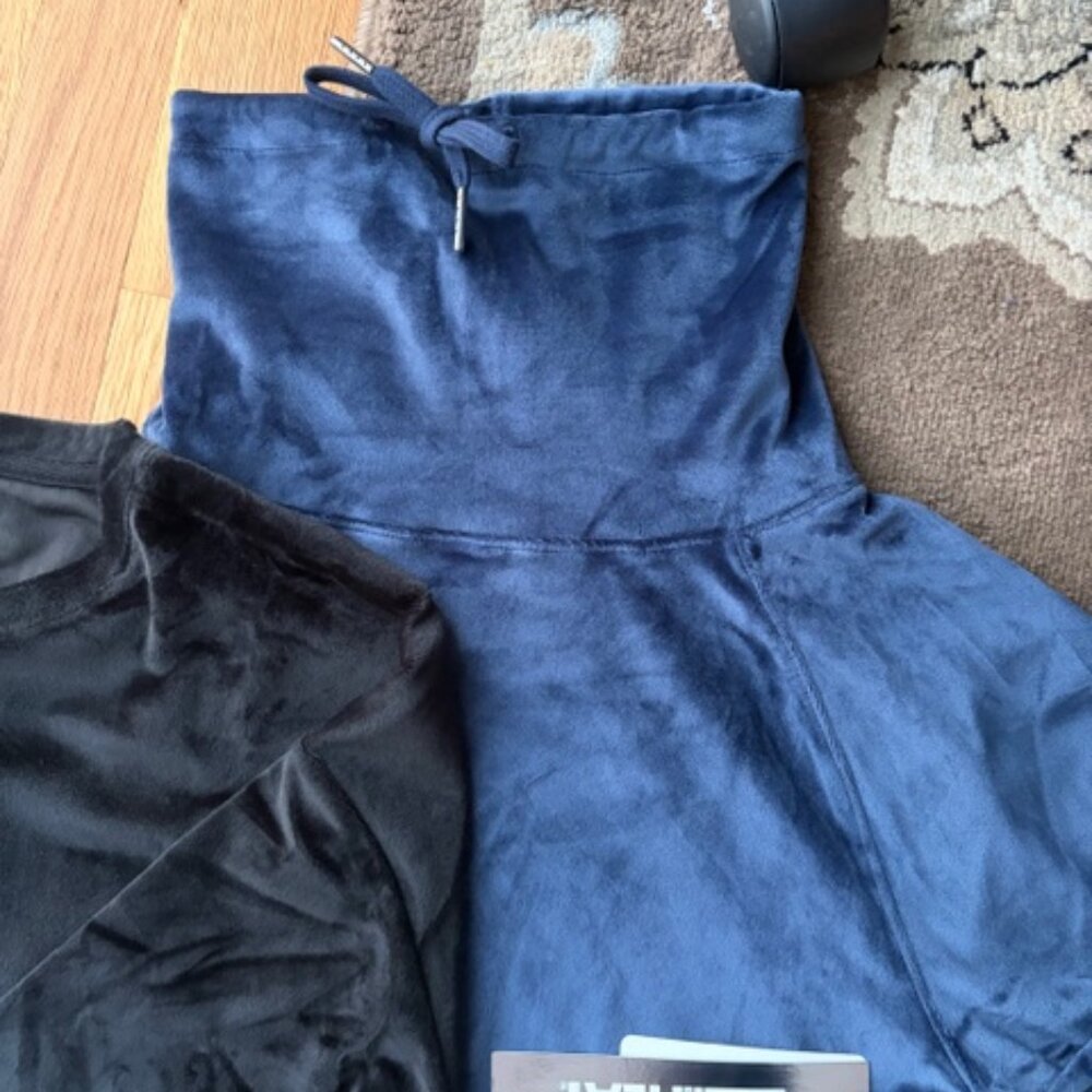 Set of 2 32 Degrees Velour Tops - Picture 6 of 7
